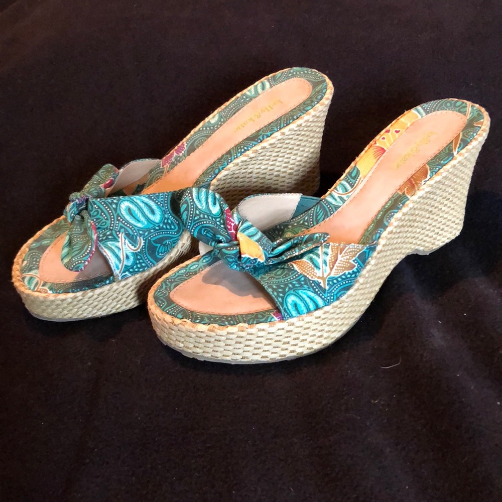 Kelly & Katie wedge sandals